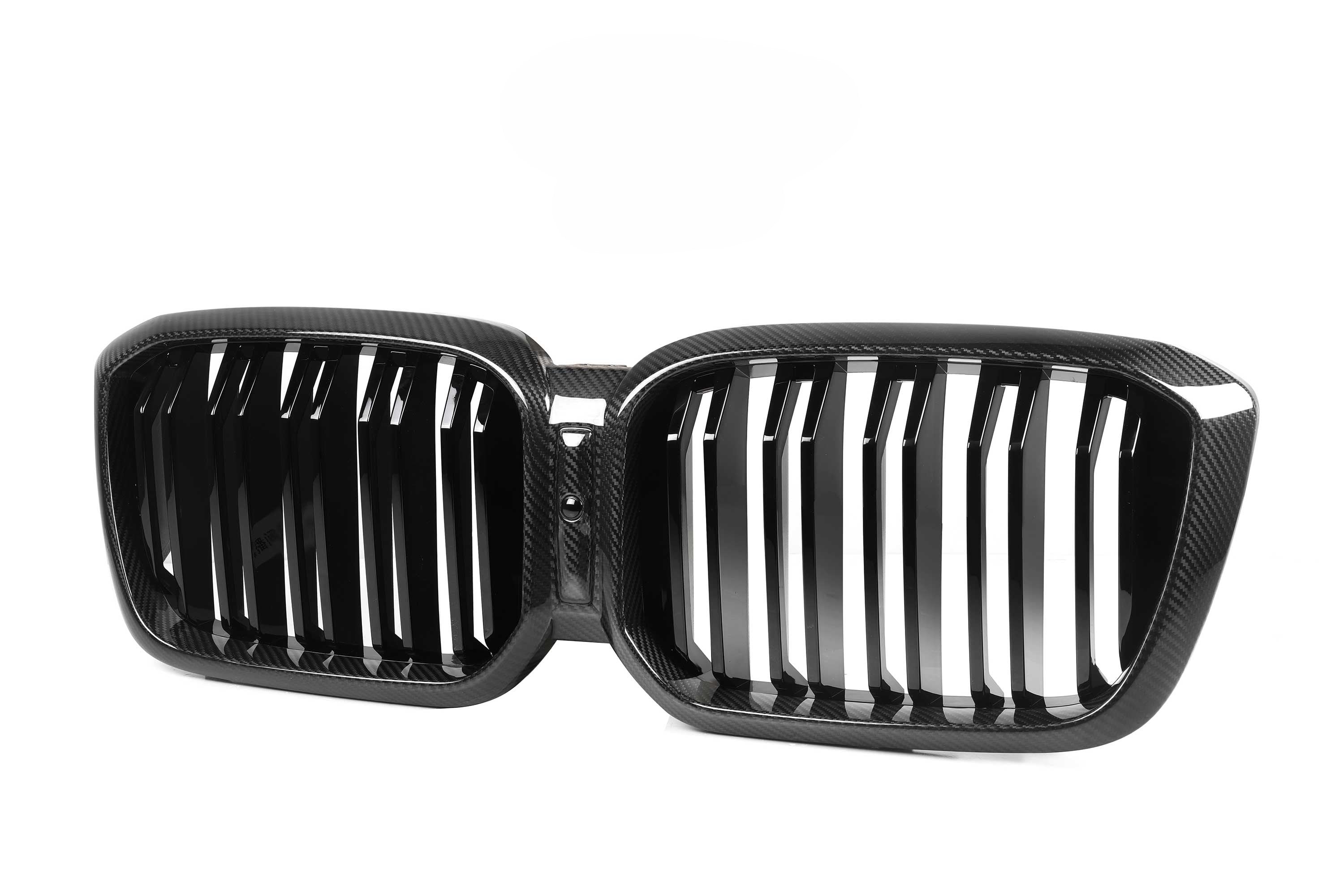 Dual slat carbon fiber grills G01/G02