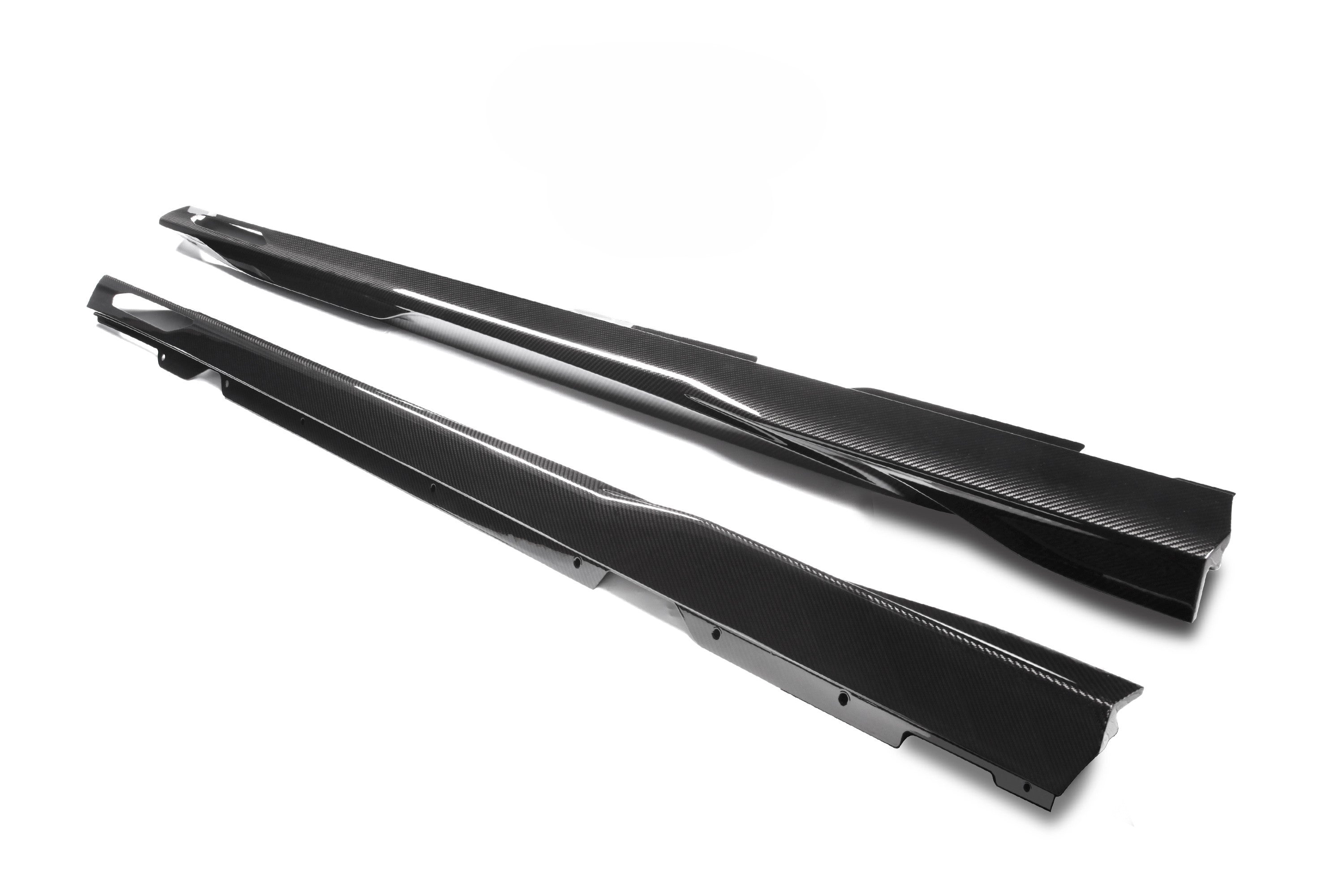 G26 carbon fiber side skirts