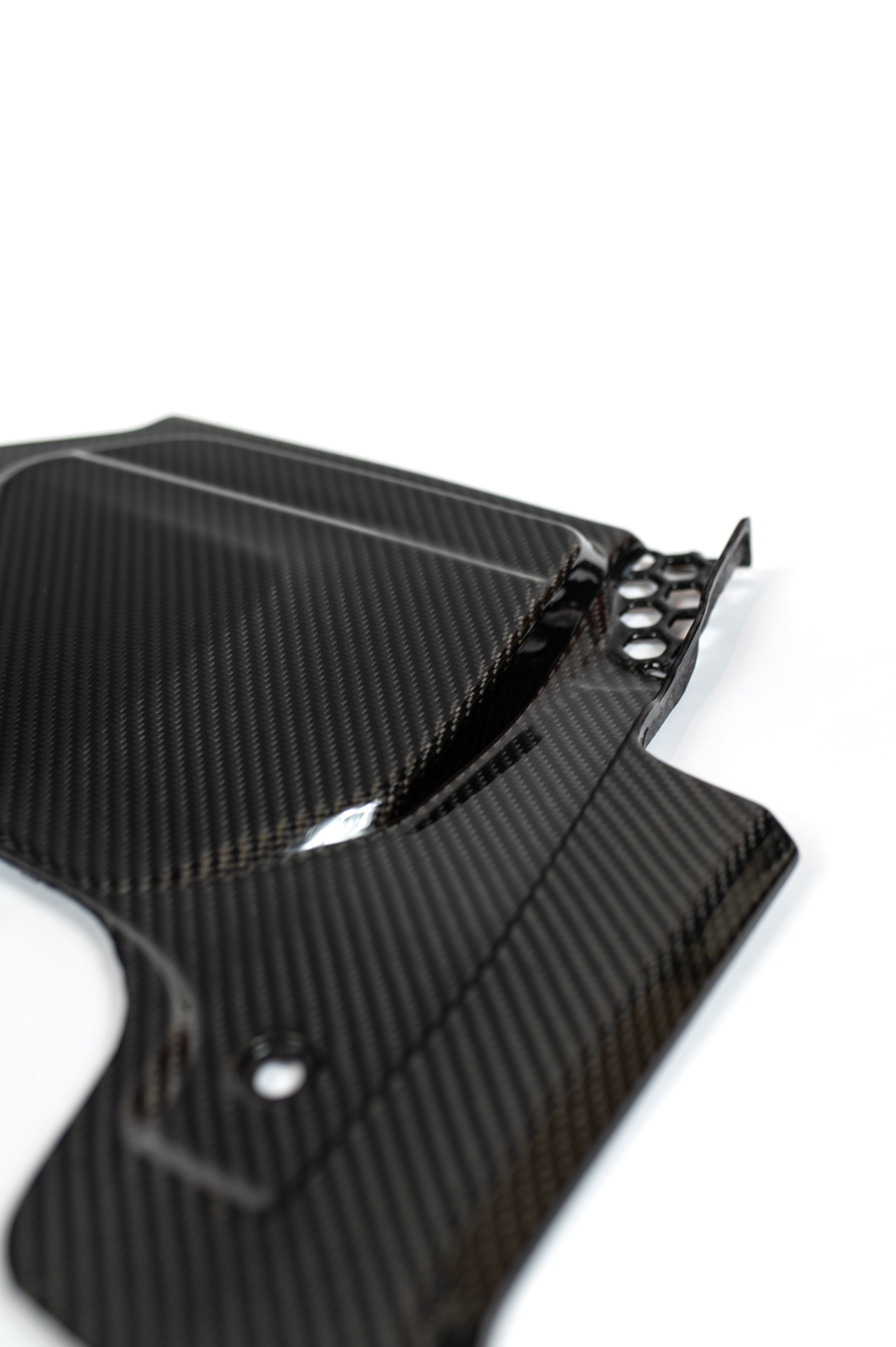 G8X rear air vents carbon fiber