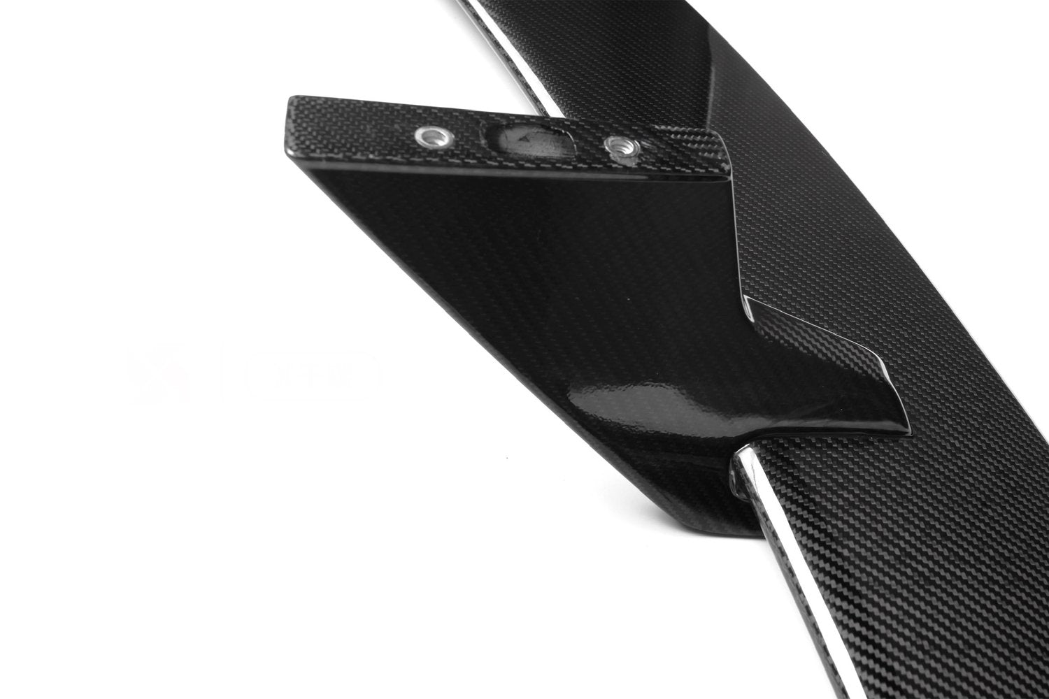 G8X carbon fiber wing