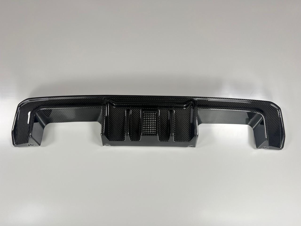 G8X DRY CARBON FIBER V4 REAR DIFFUSER