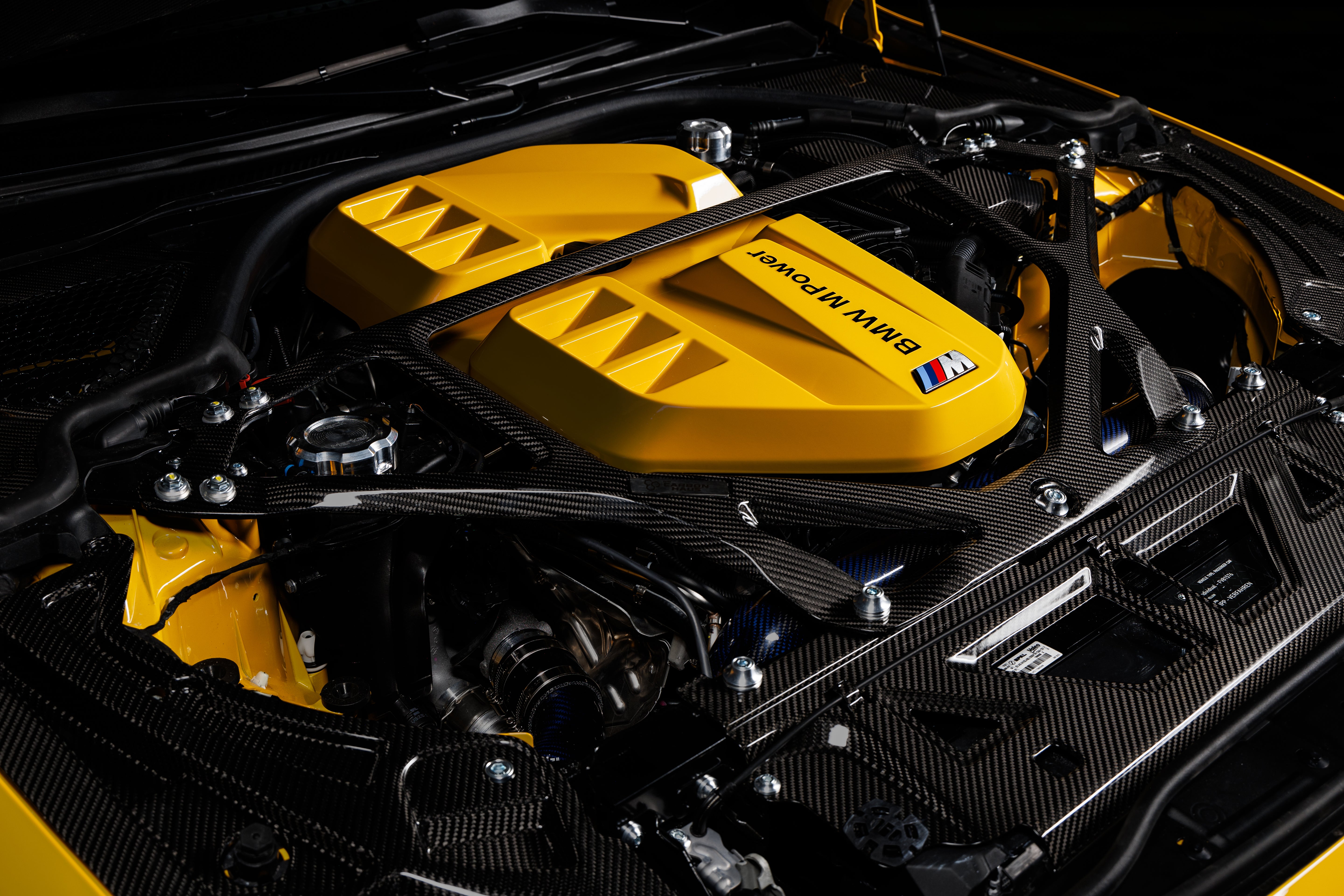 G8X CSL Style Carbon Strut Brace