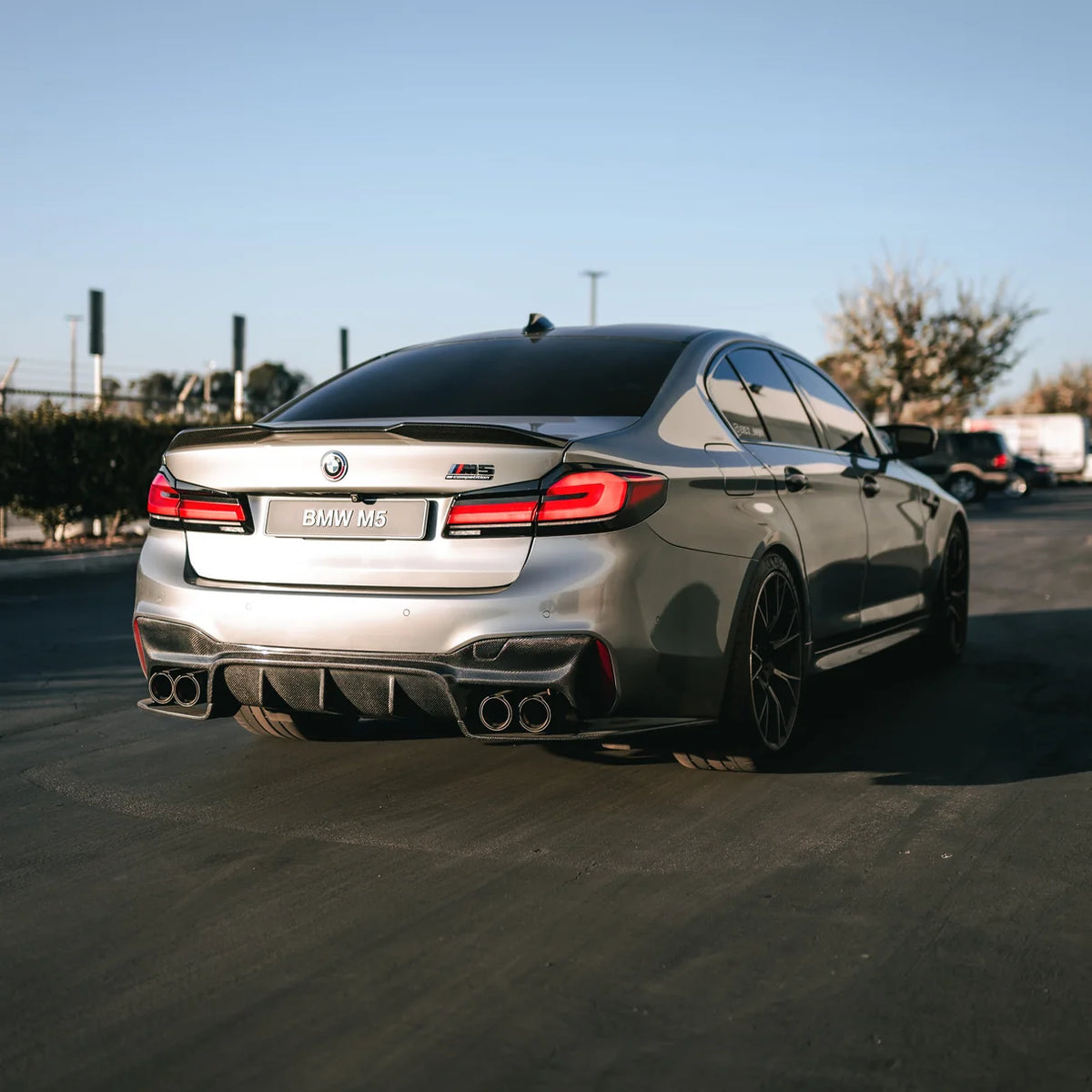 F90 M5 Dry Carbon Fiber V3 Diffuser
