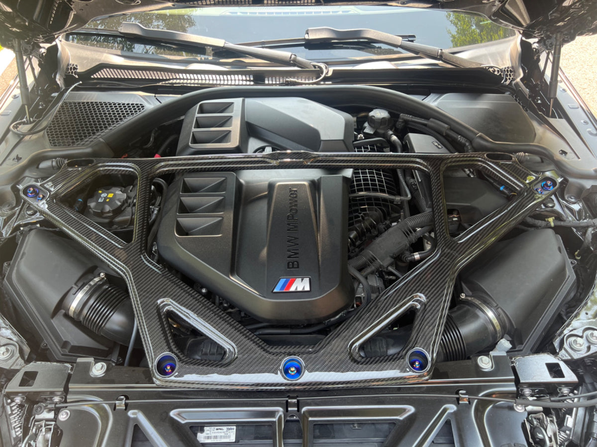 G8X CSL V2 Style Carbon Strut Brace
