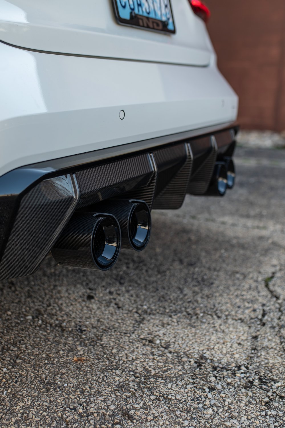 Black out carbon fiber exhaust tips G8X