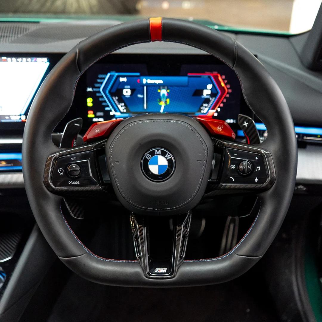 G90 / G99 M5 Dry Carbon Fiber Steering Wheel Trim