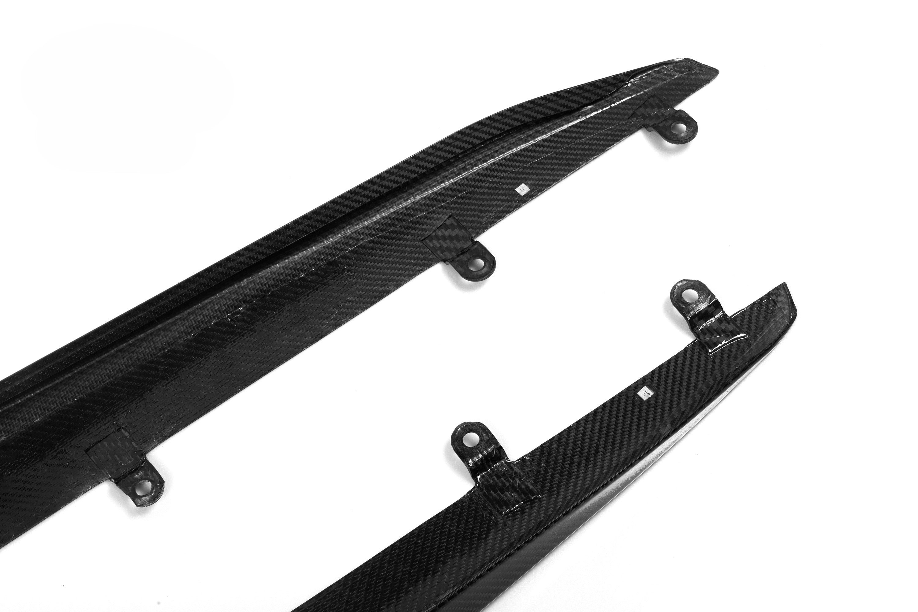 G14 LCI dry carbon side skirts