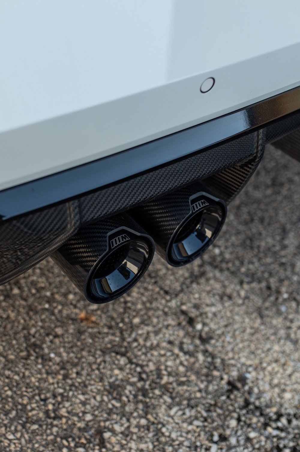 G8X carbon fiber performance exhaust tips