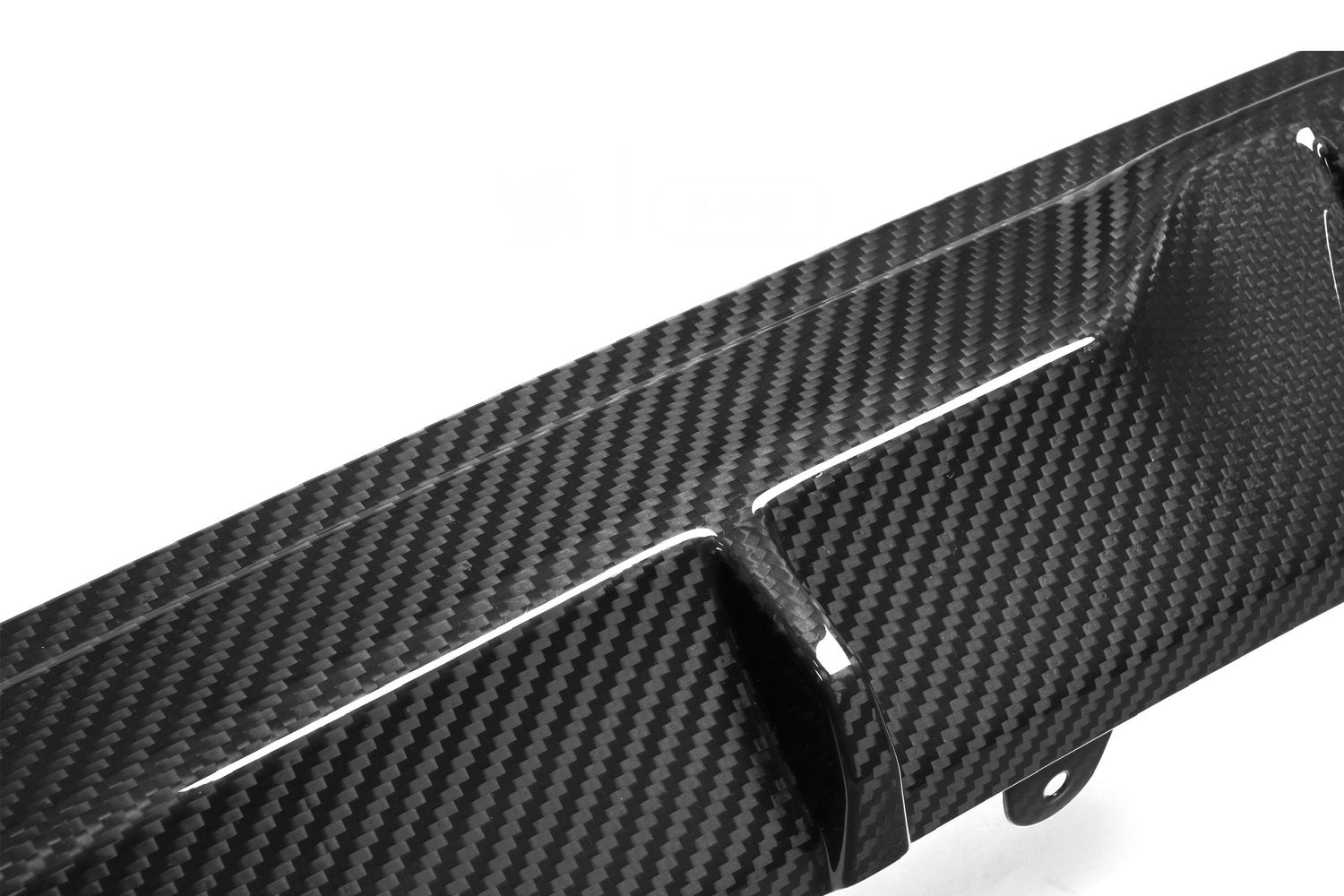 G20 G28 LCI dry carbon diffuser