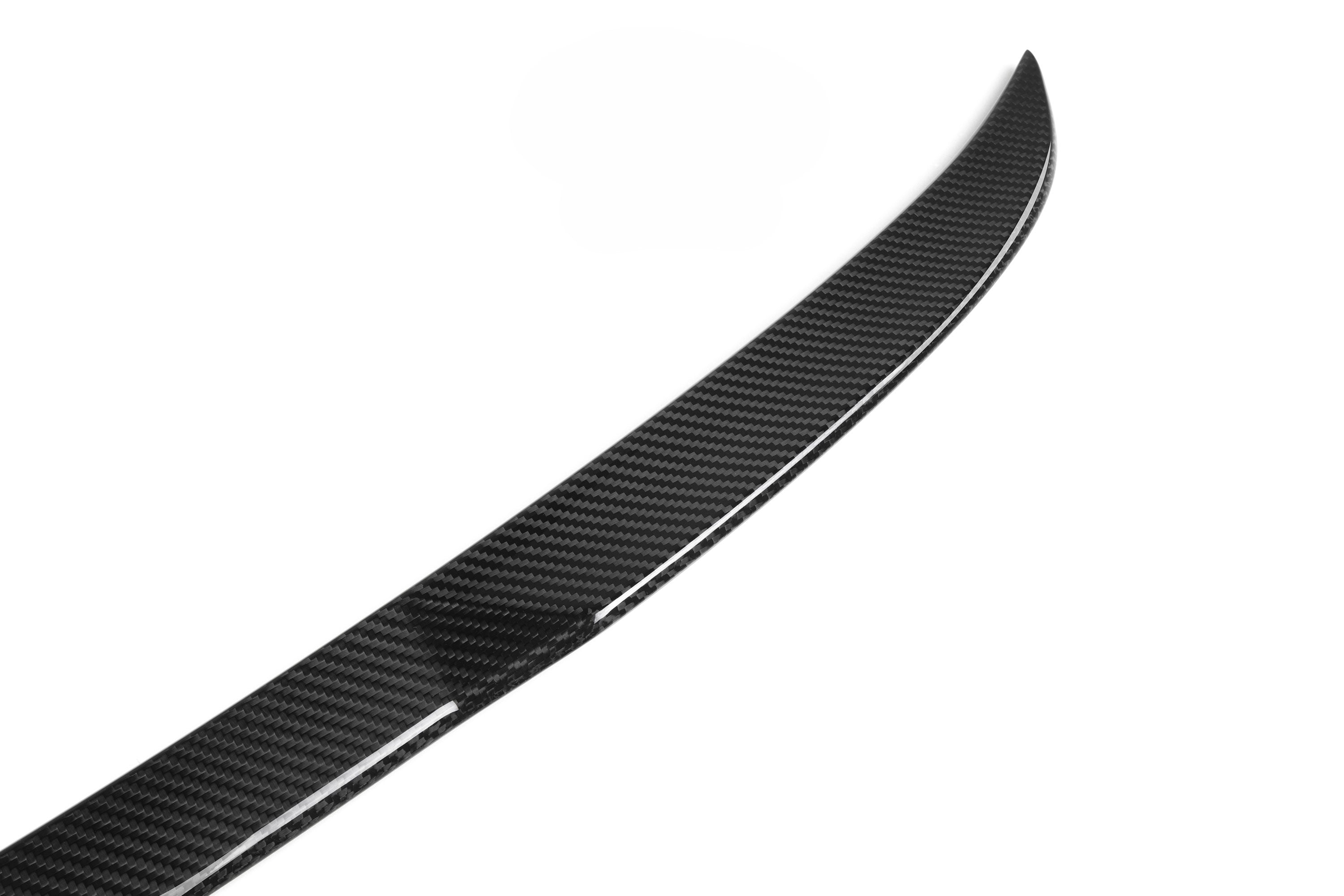 G01 dry carbon performance spoiler