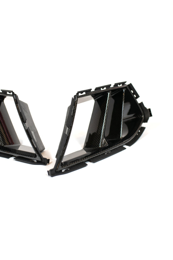 G8X Dry Carbon Fiber Dual Air Ducts