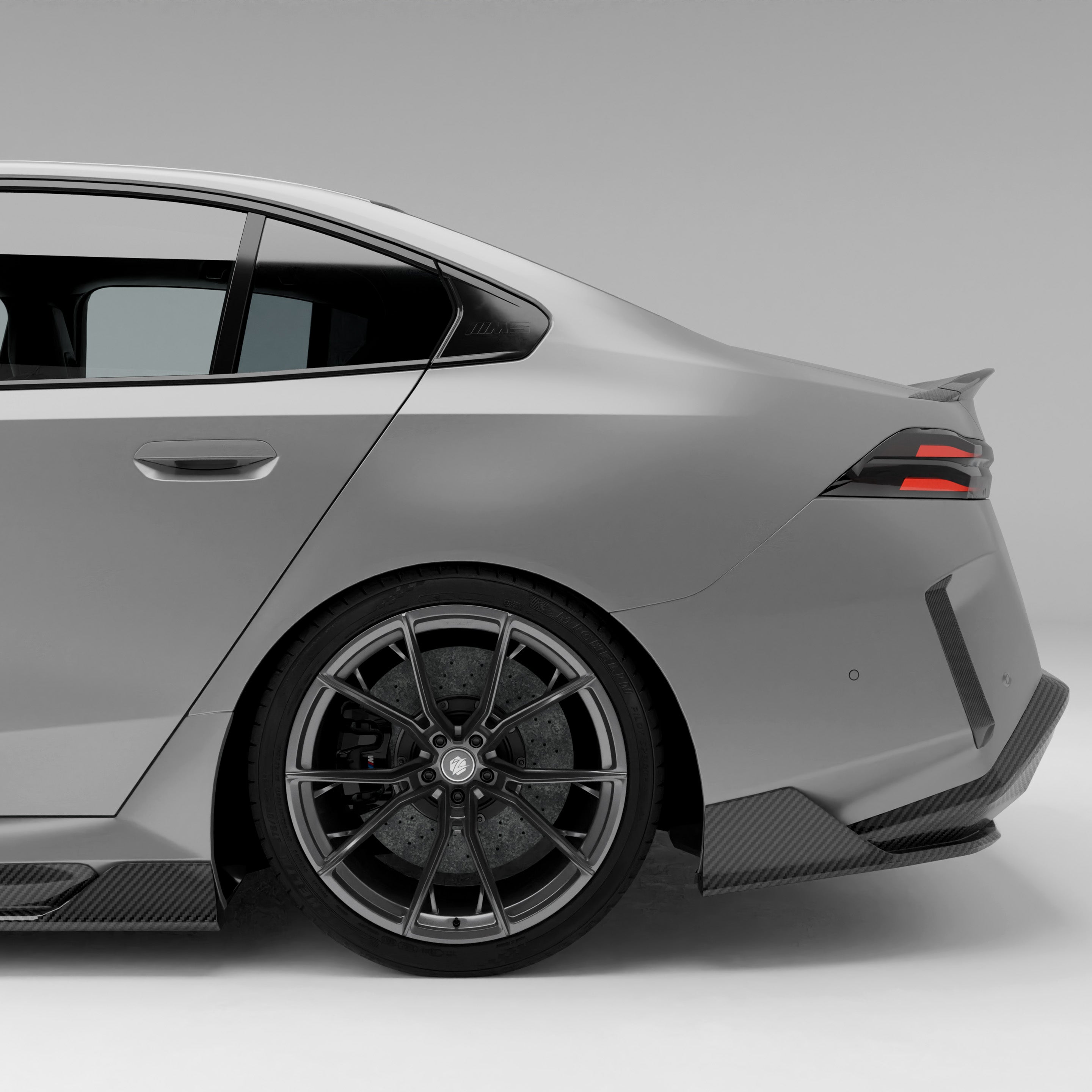 BMW M5 G90 Carbon Fiber Rear Diffuser - Revozport