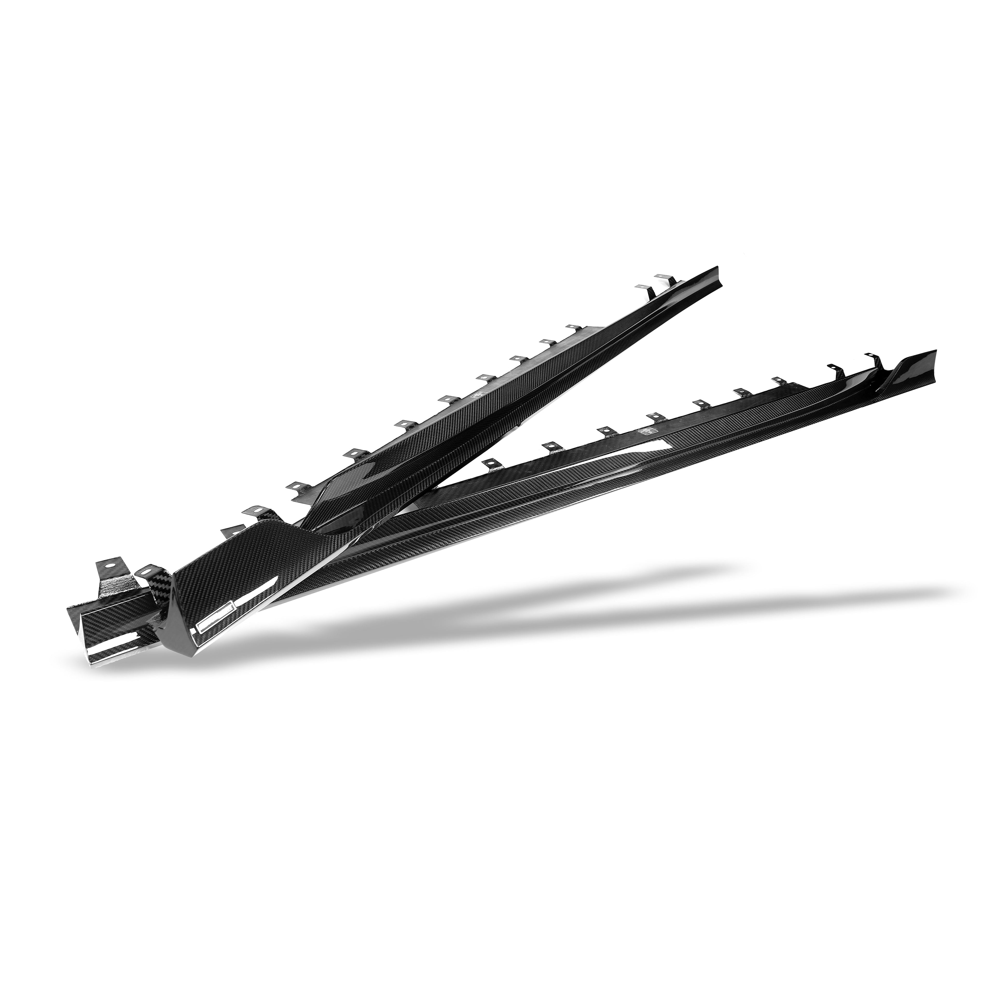 BMW M5 G90 Carbon Fiber Side Skirts - Revozport