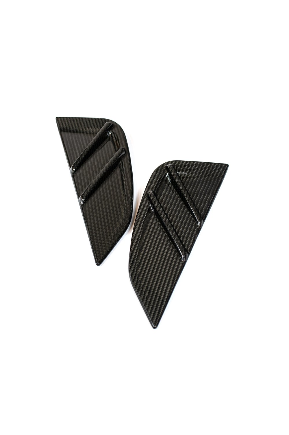 Carbon fiber fender trim G8X