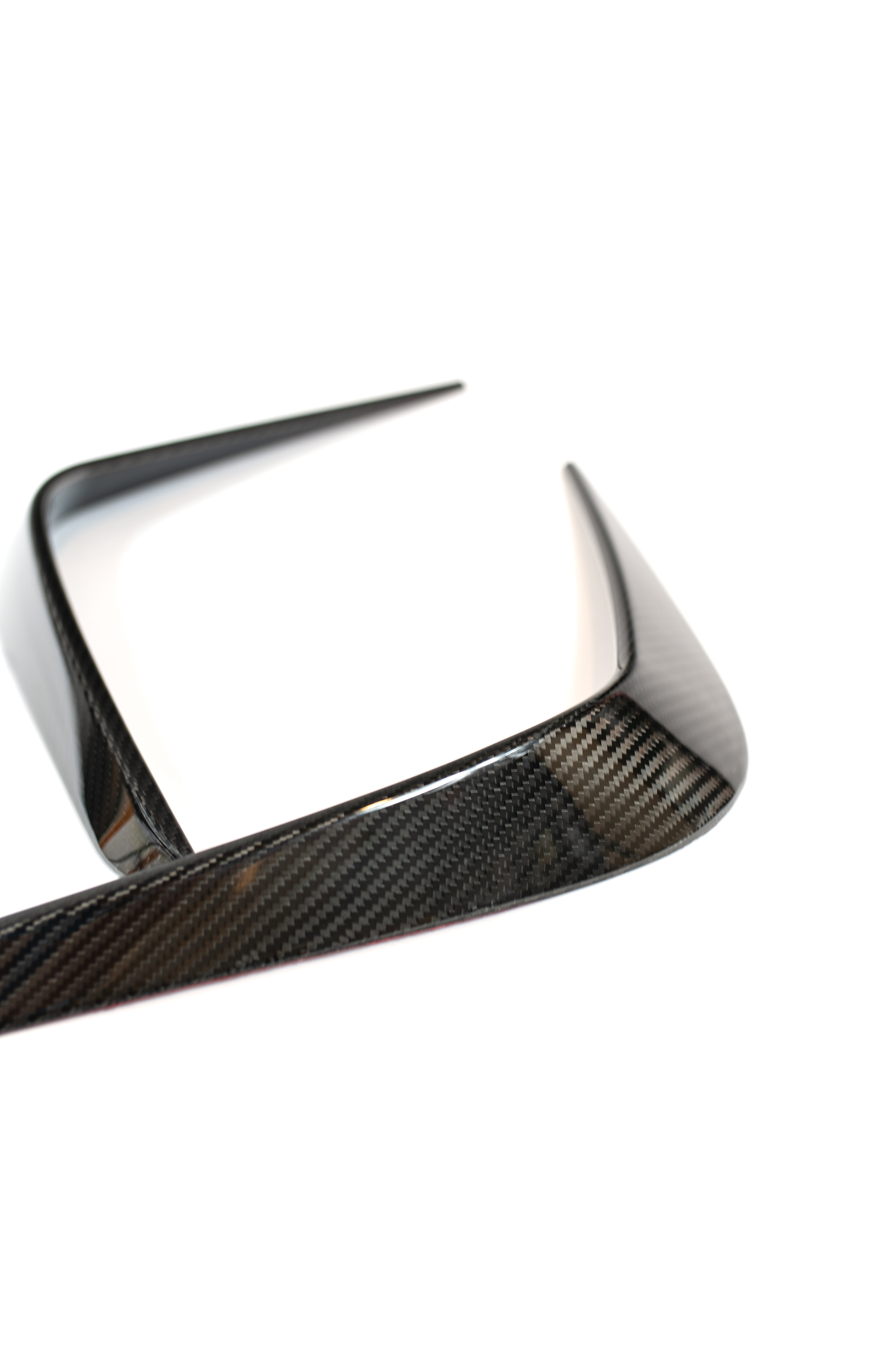 G8X carbon fiber front trim upgrade