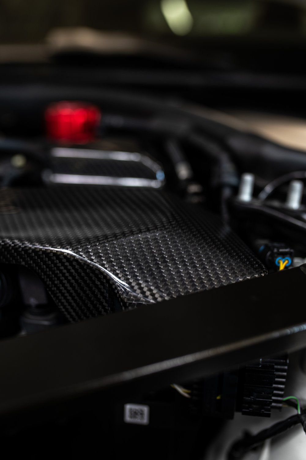 G8X carbon fiber engine cover