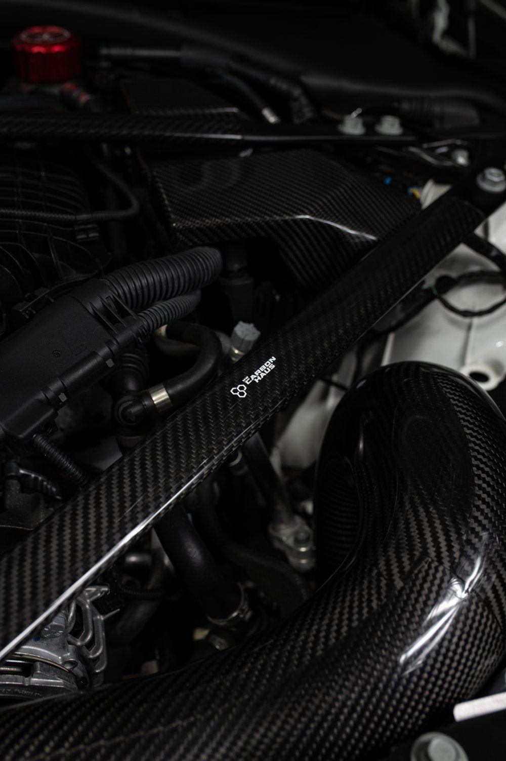 G8X carbon fiber strut brace