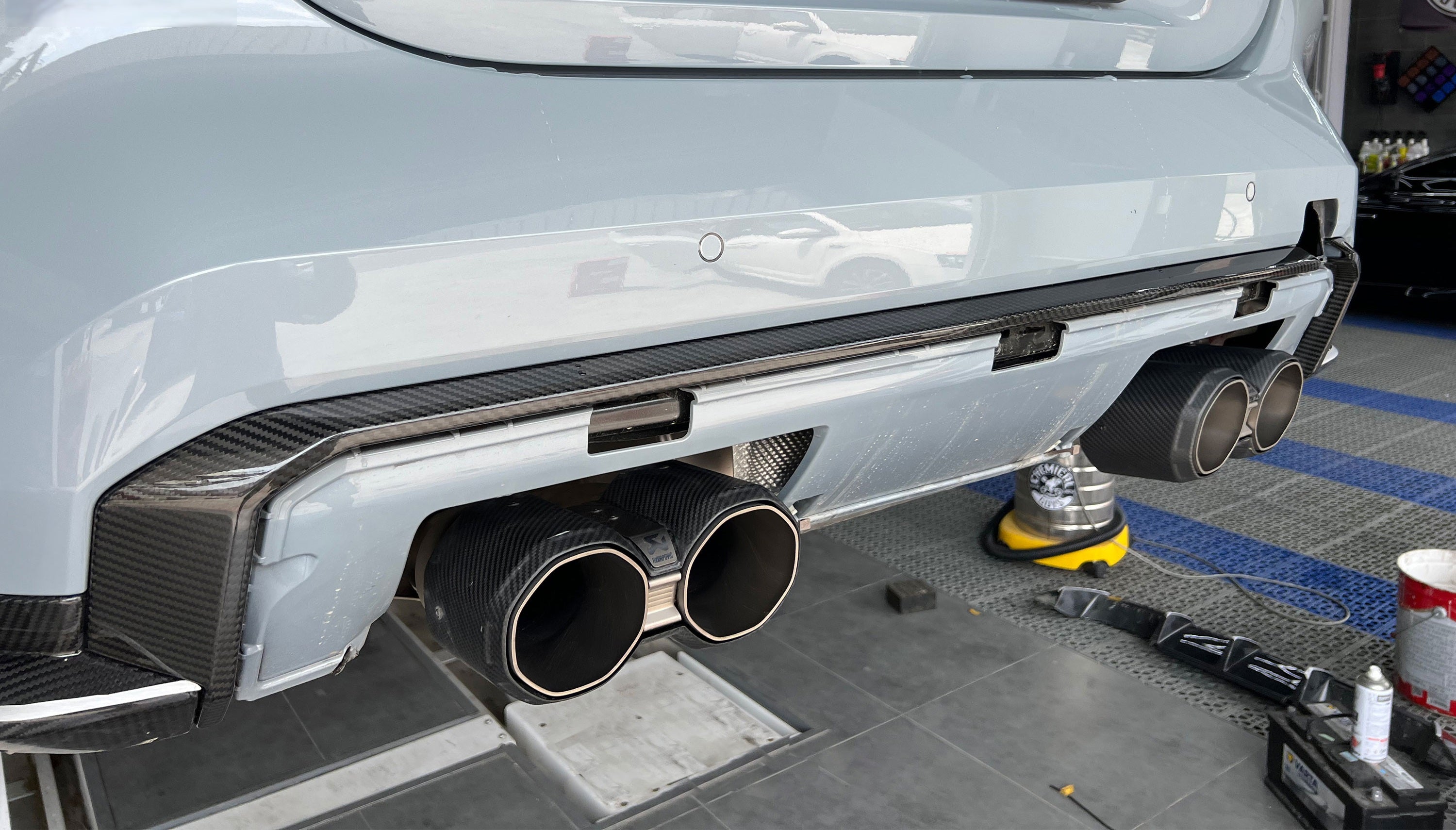 G8X Carbon Fiber Upper Diffuser Trim