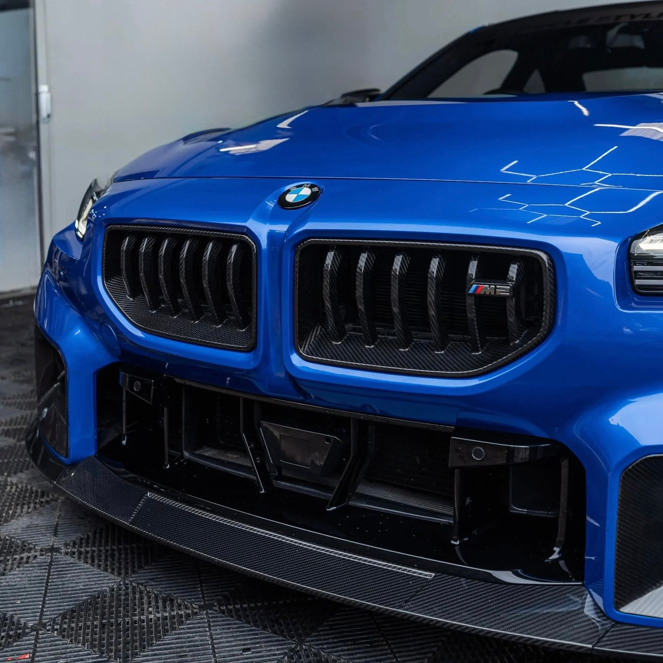 G87 M2 AD STYLE DRY CARBON FIBER GRILL