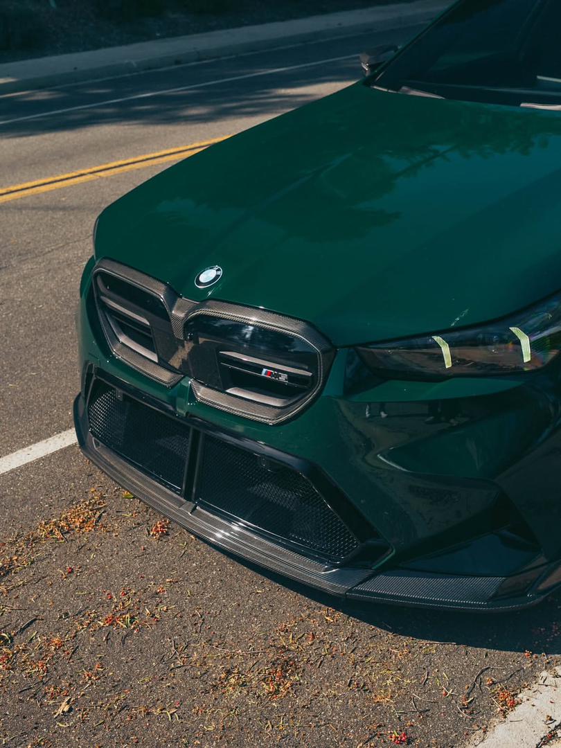 G90/G99 M5/G60 5 SERIES DRY CARBON FIBER FRONT GRILL OVERLAY TRIM