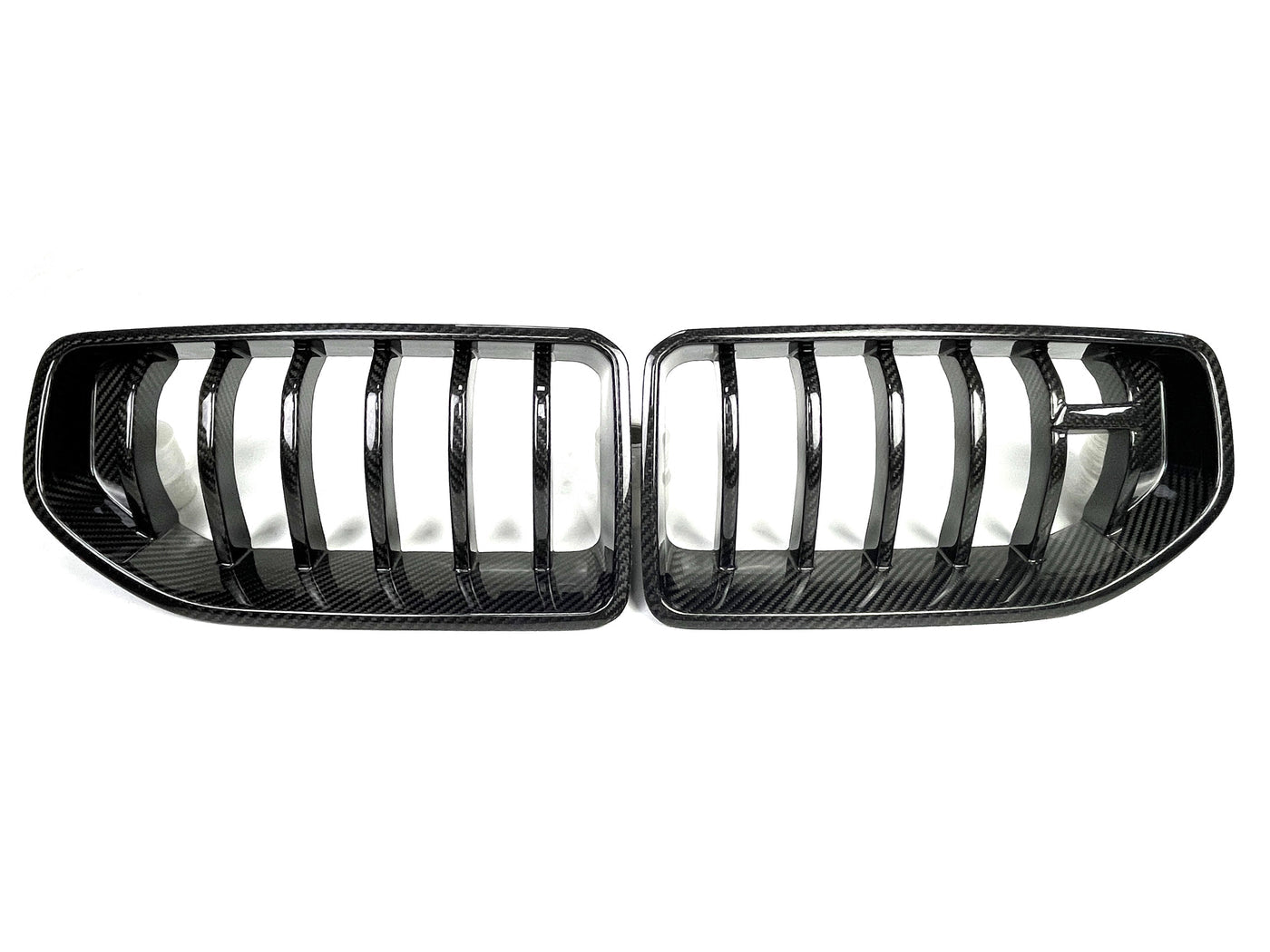 G87 M2 AD STYLE DRY CARBON FIBER GRILL