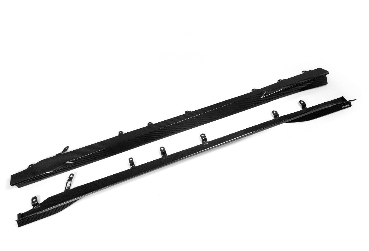 G87 SQ dry carbon fiber side skirts