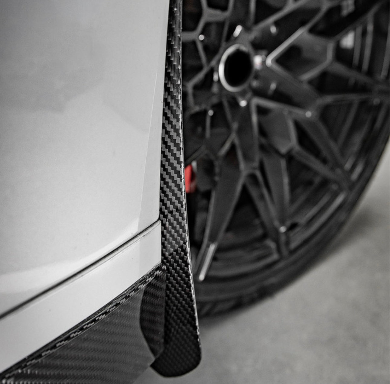 G8X carbon fiber splash guards