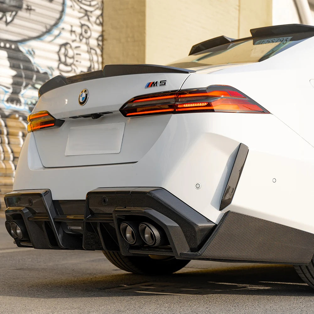 G90 M5 SQ-B Dry Carbon Fiber Rear Diffuser