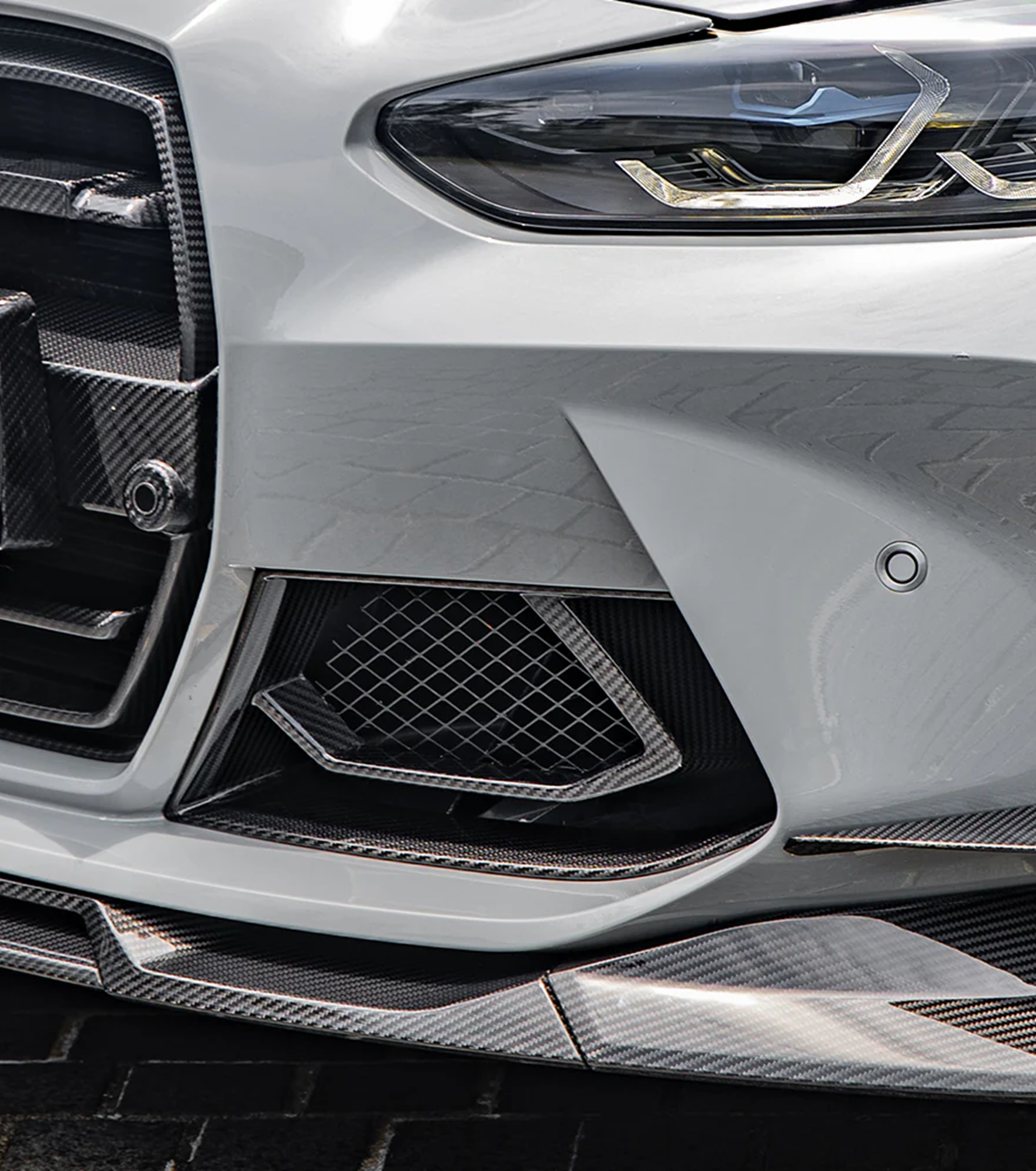 G8X SQ Style Carbon Fiber Front Air Ducts